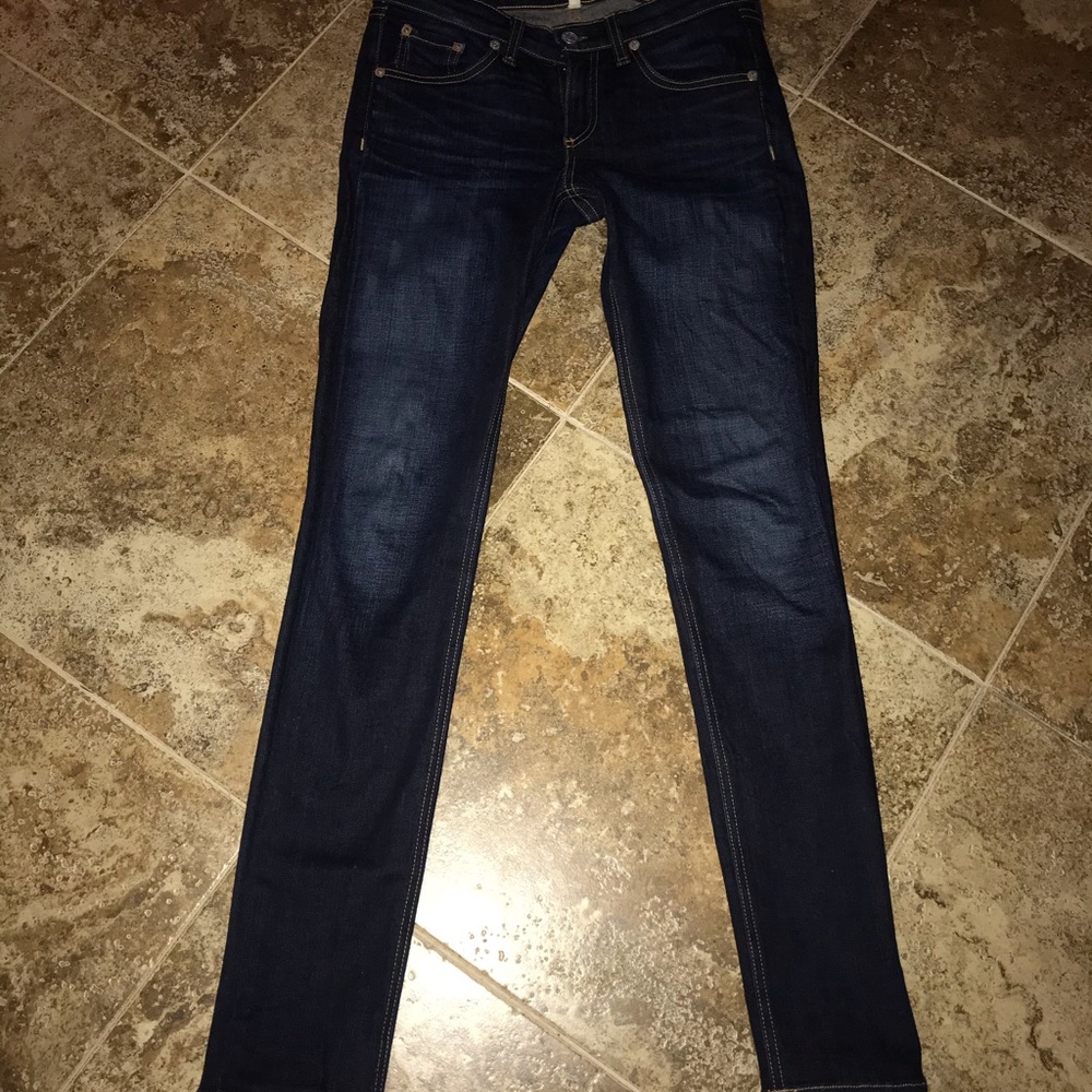 Rag & Bone Kensington distresses dark wash size 26